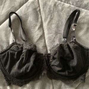 Black lace bra